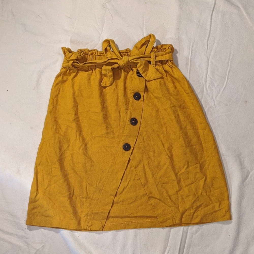 Yellow skirt